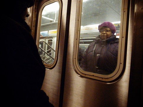 stand clear of the closing doors please