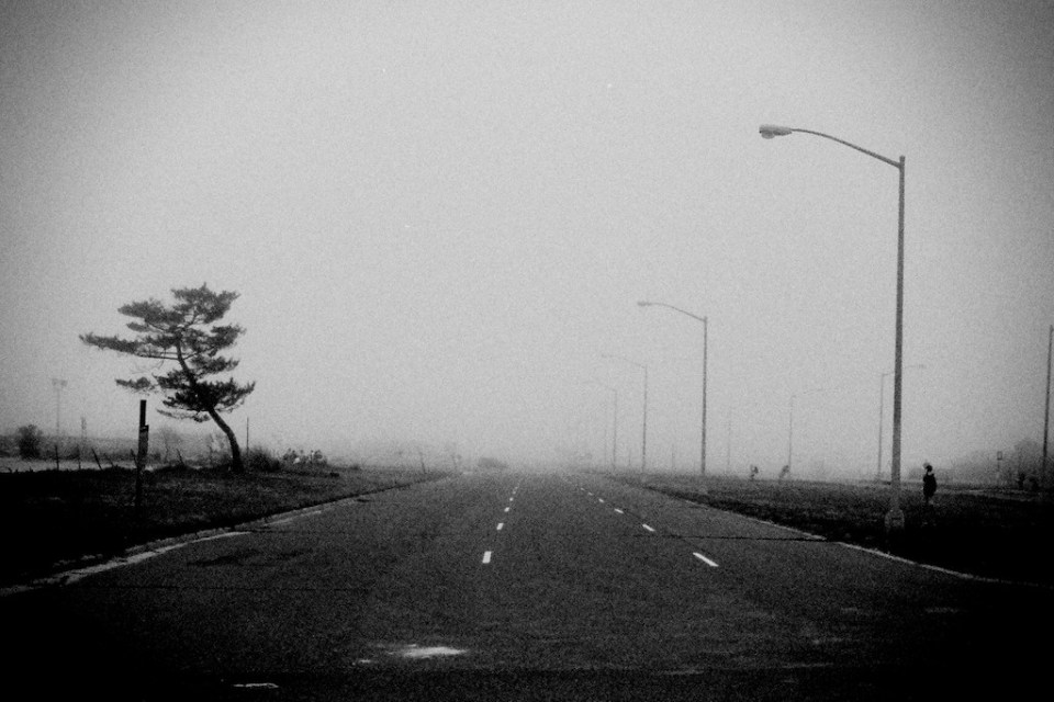 street photography and hoplessness by rufus mangrove